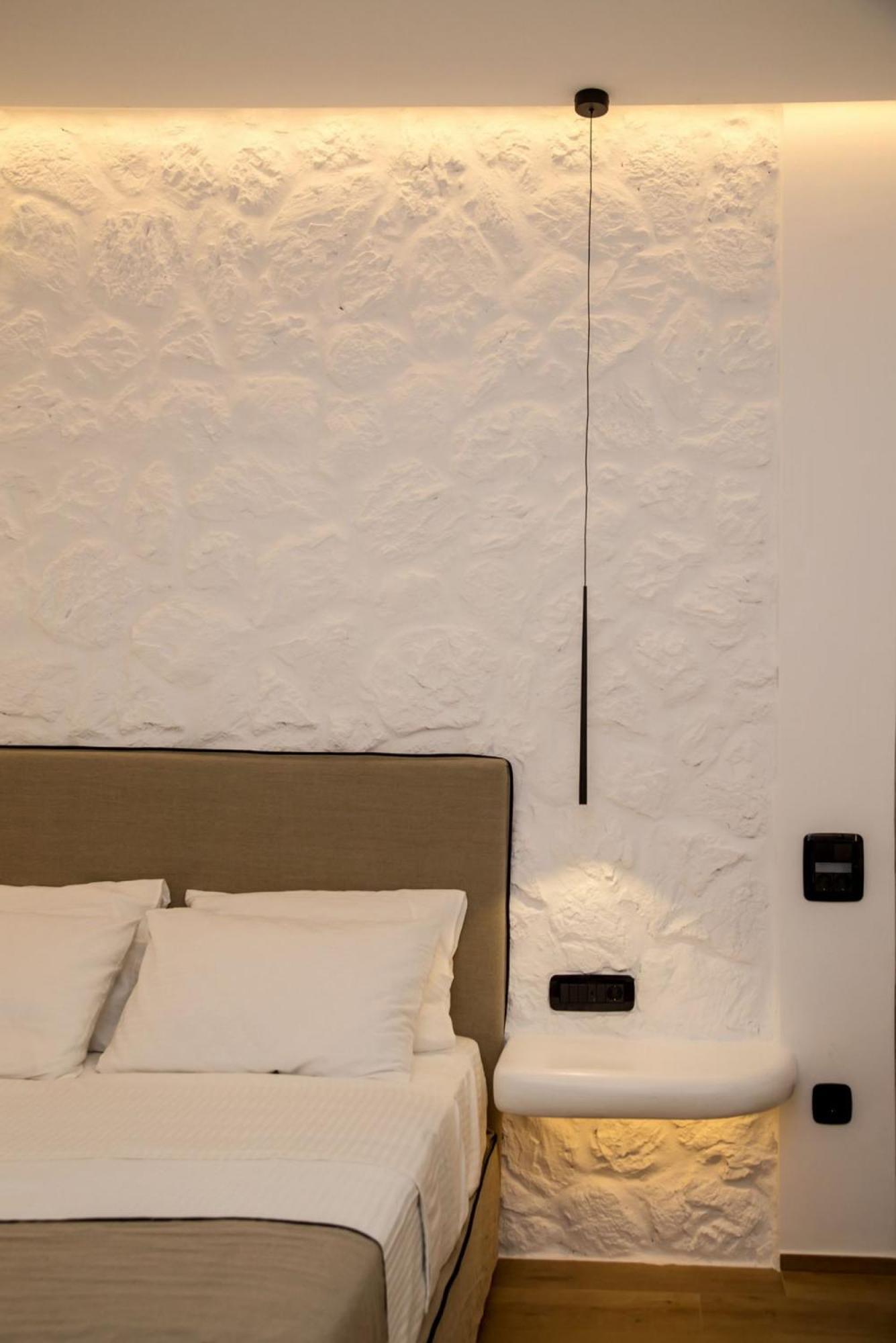 Levantes Luxury Suites II Tinos Exterior photo